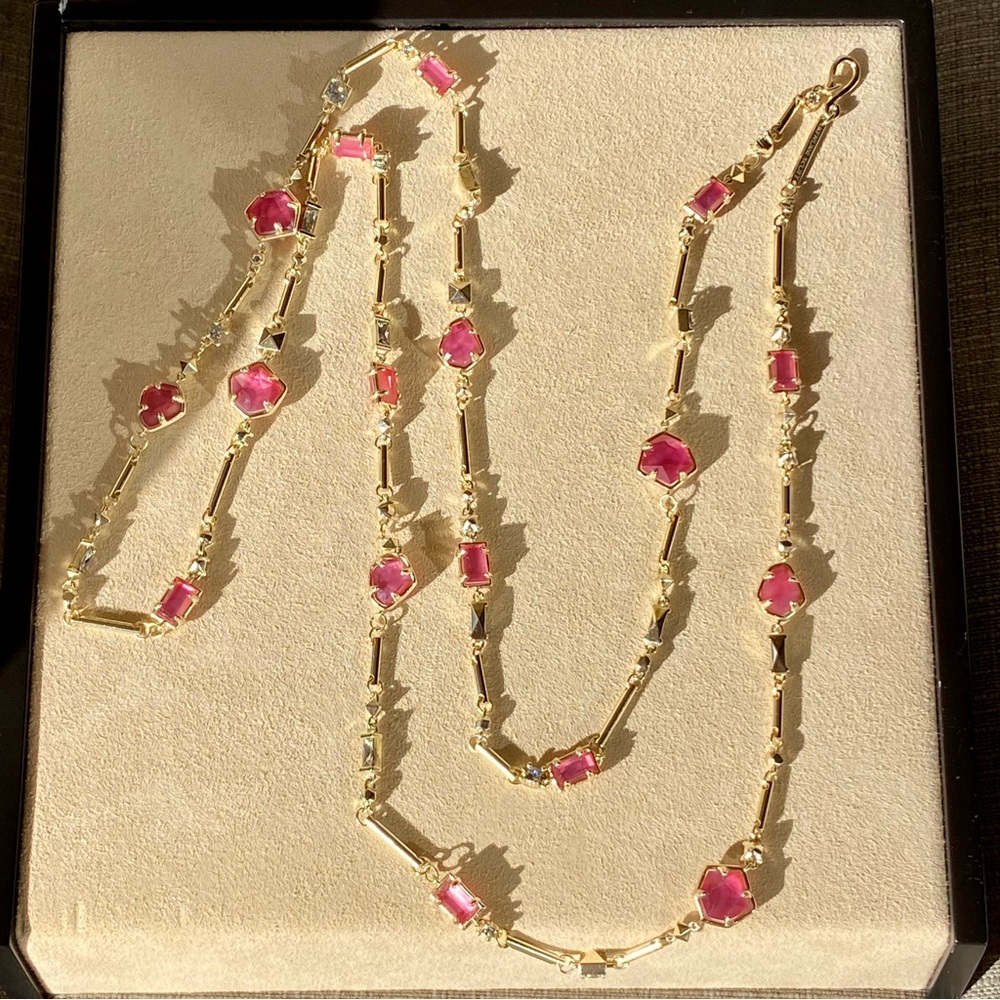 Kendra Scott Yazmin Gold Long Necklace in Berry Mix